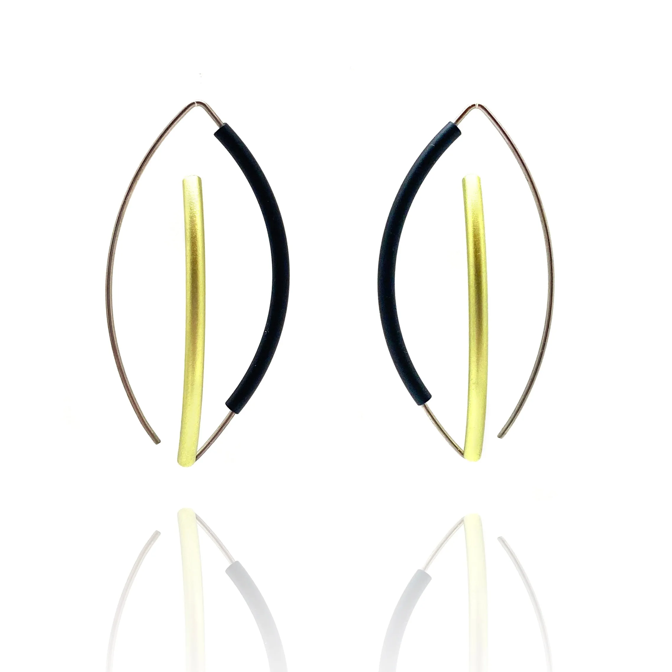 Black & Green 3D Bow Earrings - Round Tubing