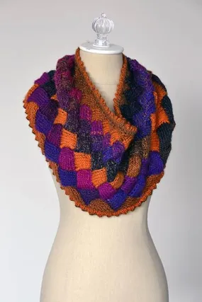 Entrelac Cowl