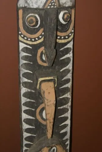 RARE MINDJA MINJA HAND CARVED YAM HARVEST UNIQUE CLAN SPIRIT MASK POLYCHROME  WITH NATURAL PIGMENTS PAPUA NEW GUINEA PRIMITIVE ART HIGHLY COLLECTIBLE DOUBLE FACE AND PHALLIC NOSE WASKUK 11A1: 50 X 13,5"X 4"