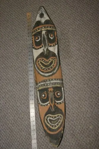 RARE MINDJA MINJA HAND CARVED YAM HARVEST UNIQUE CLAN SPIRIT MASK POLYCHROME  WITH NATURAL PIGMENTS PAPUA NEW GUINEA PRIMITIVE ART HIGHLY COLLECTIBLE DOUBLE FACE AND PHALLIC NOSE WASKUK 11A18: 33 X 7"X 3"