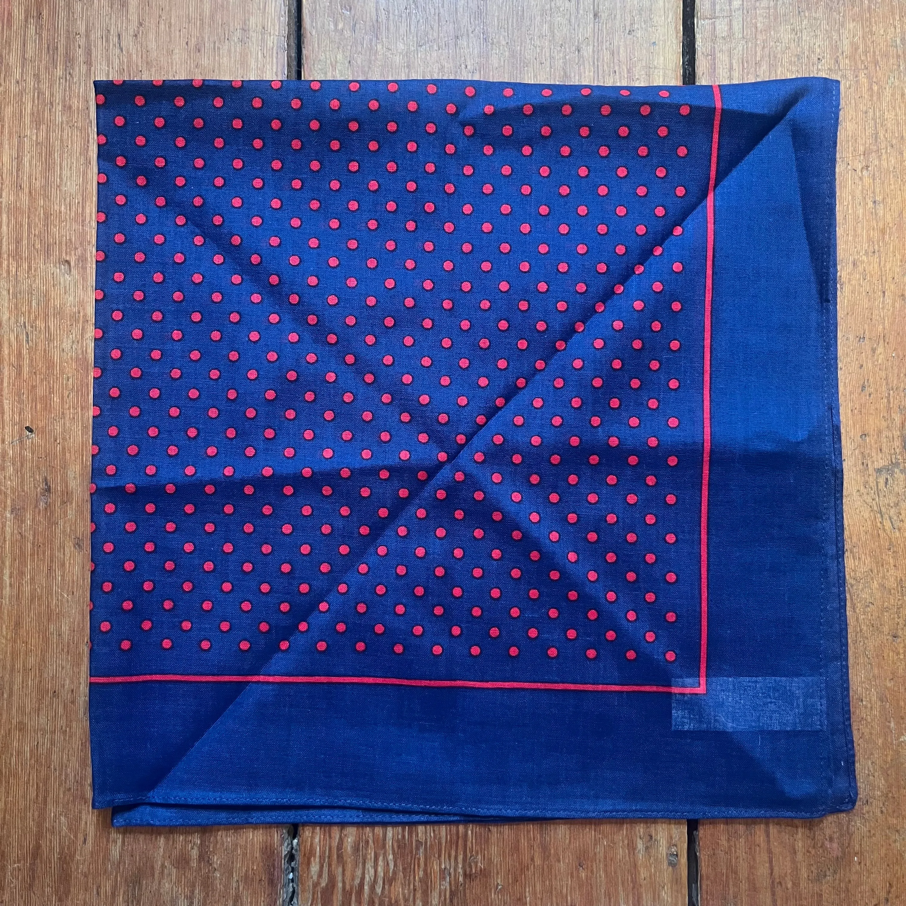 Regent - Cotton Hanky - Bandana - Navy with Red Spot Border